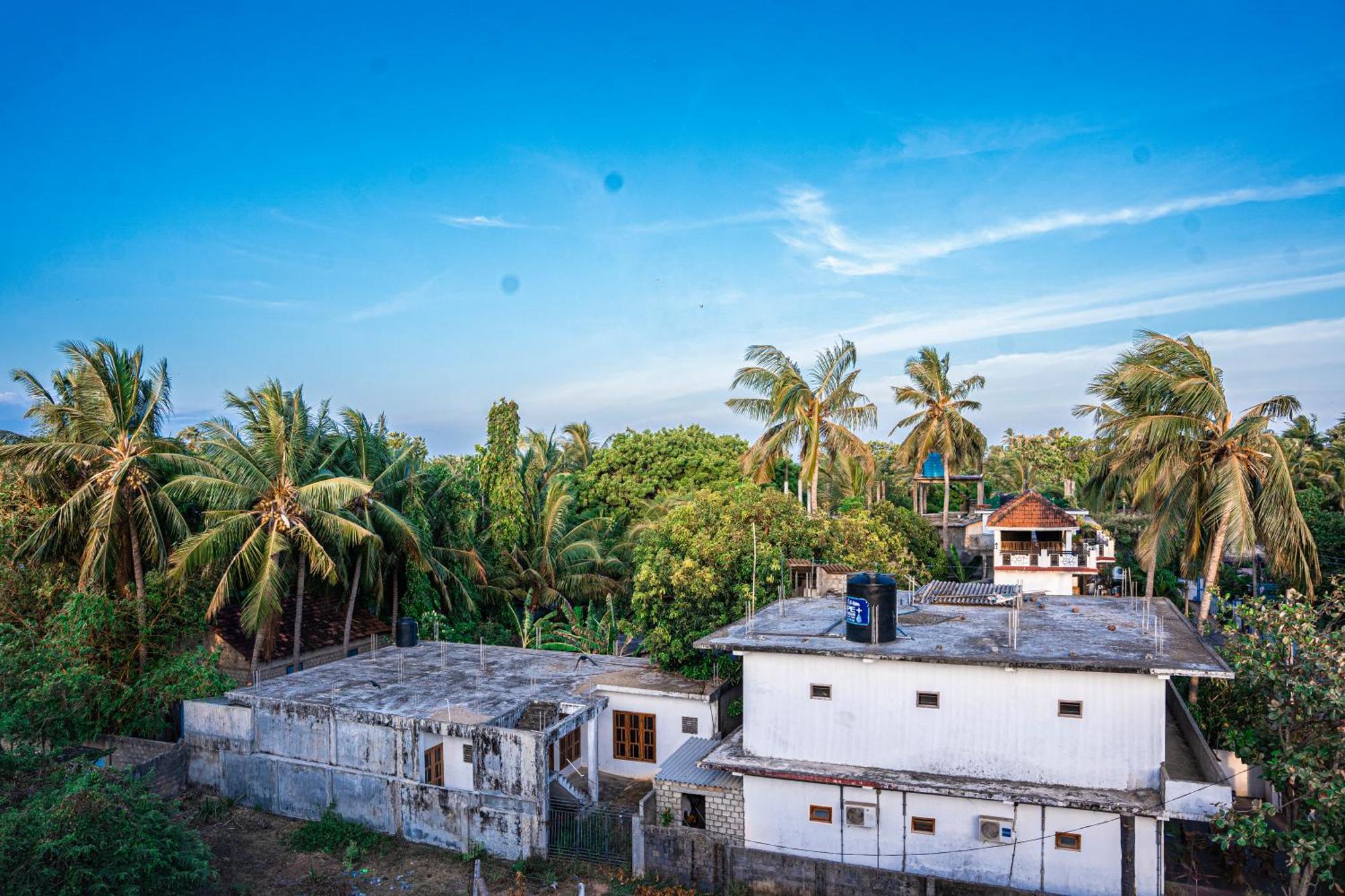 Theevanni Resort Trincomalee Exterior foto